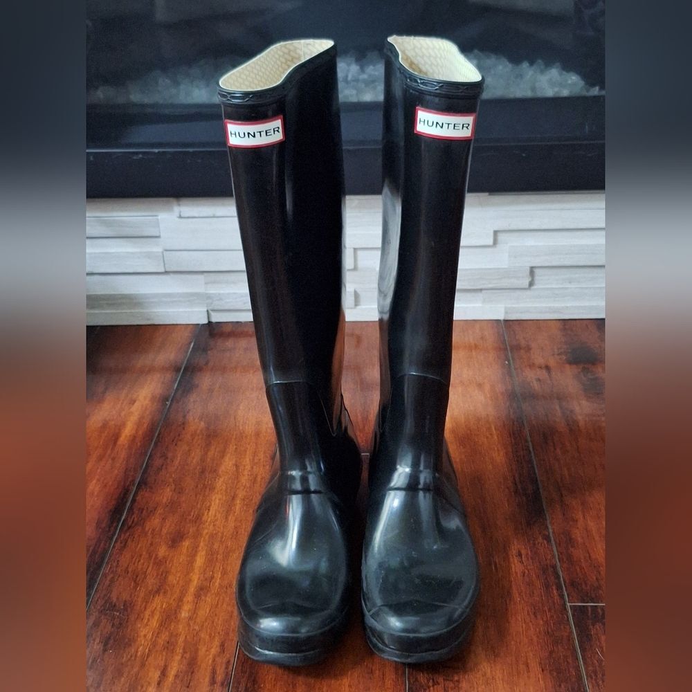 Hunter Women Original Tall Gloss Shoes US 9 M Black Rain Boots UK 7 EU 40/41 - Picture 1 of 7